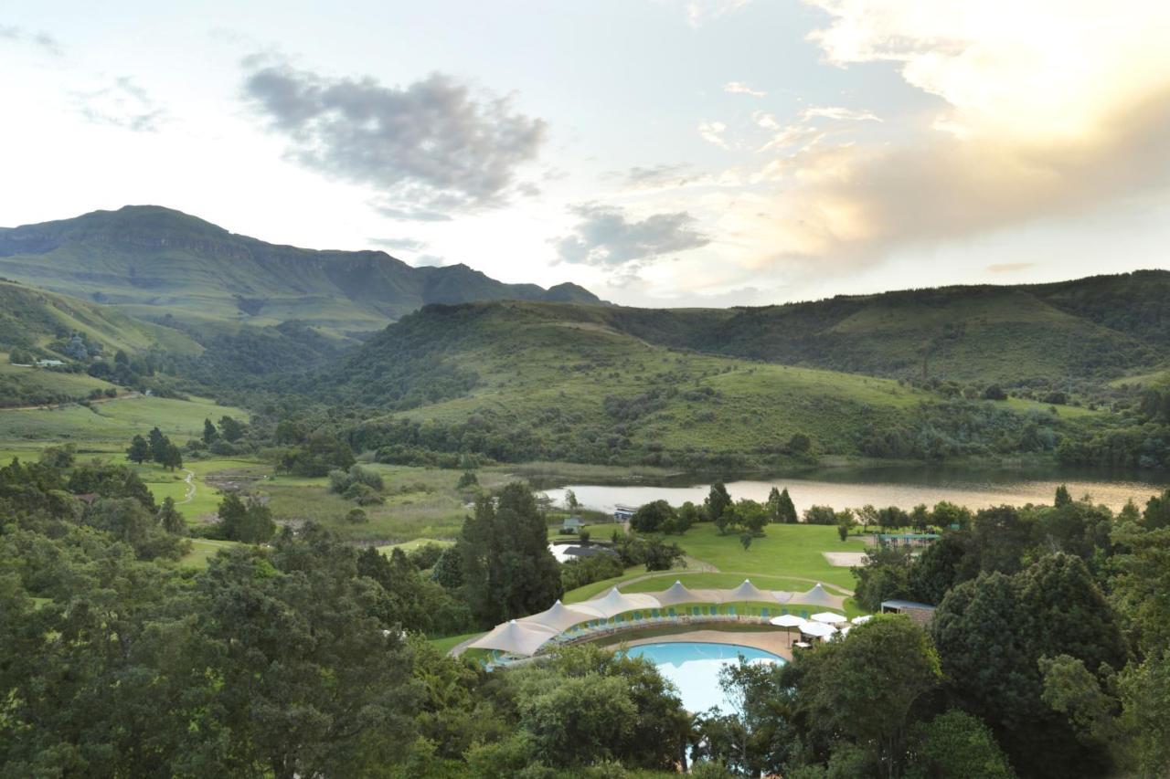Drakensberg Sun Resort Cathkin Park Exterior foto