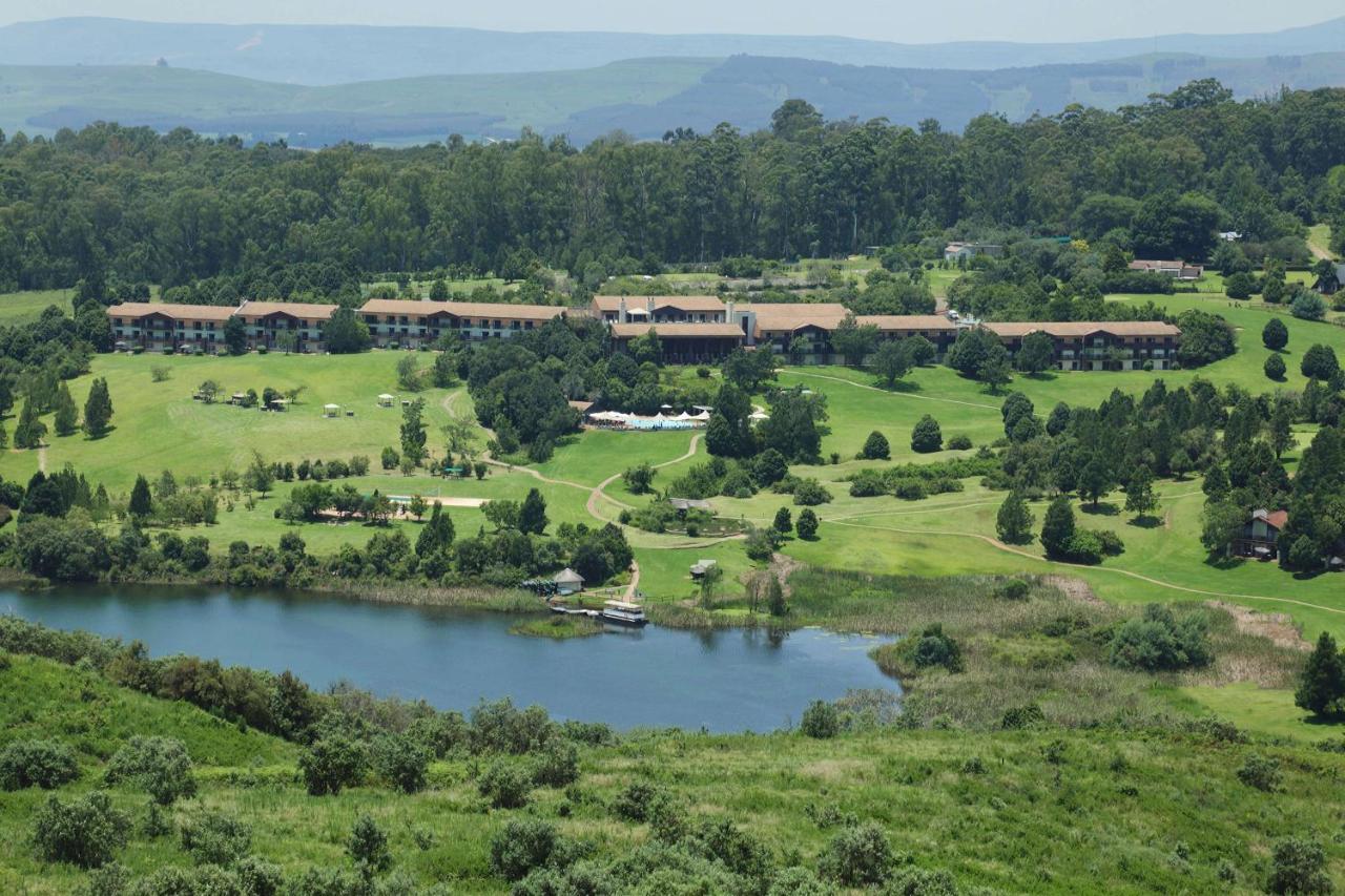Drakensberg Sun Resort Cathkin Park Exterior foto