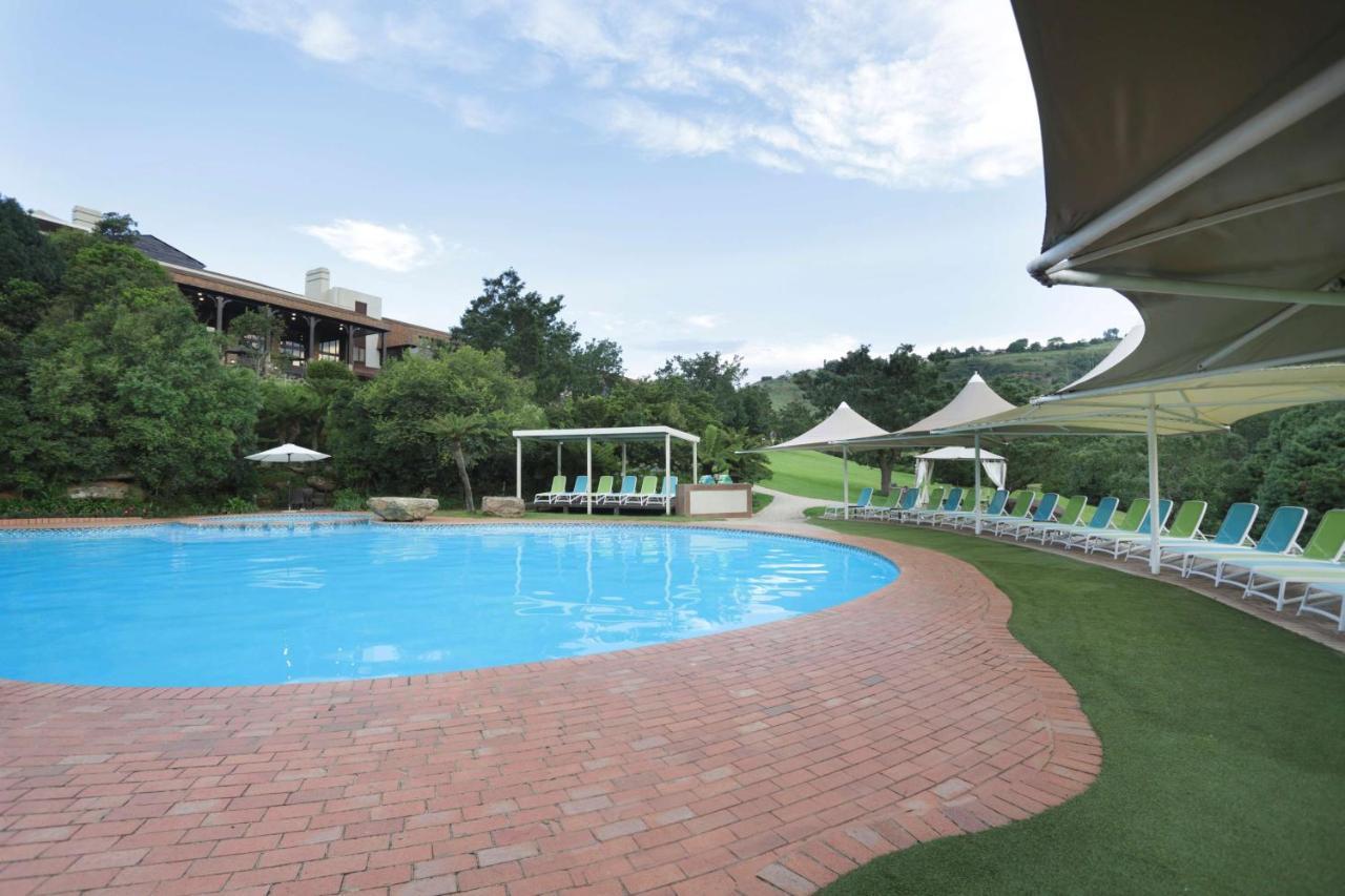Drakensberg Sun Resort Cathkin Park Exterior foto