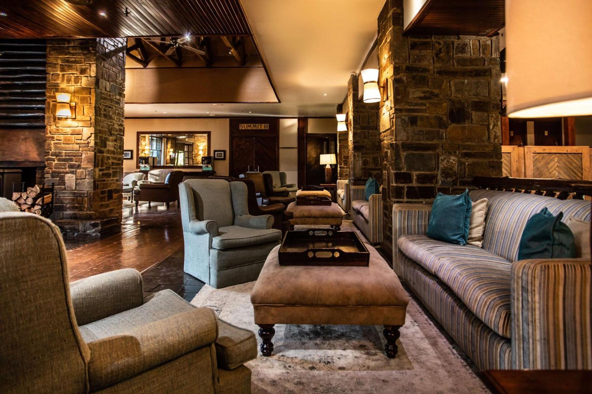 Drakensberg Sun Resort Cathkin Park Exterior foto